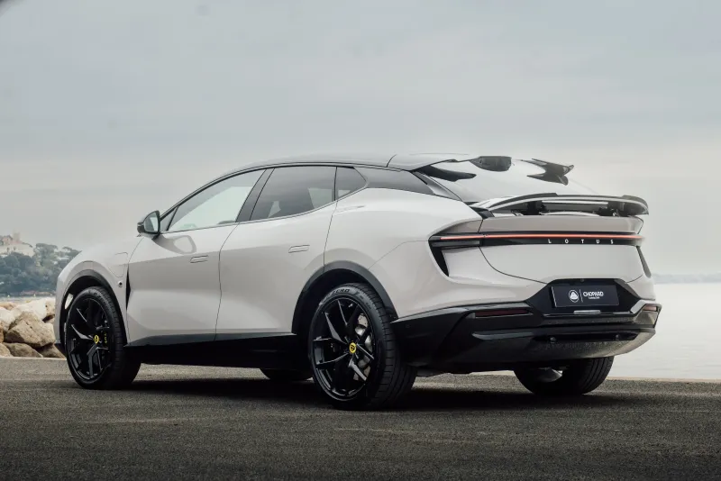 Image secondaire du véhicule 6