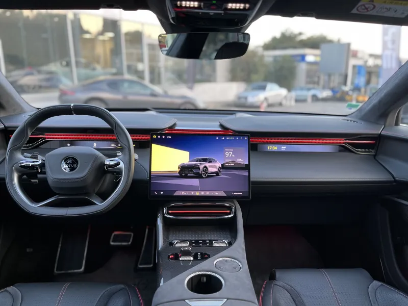 Image secondaire du véhicule 9