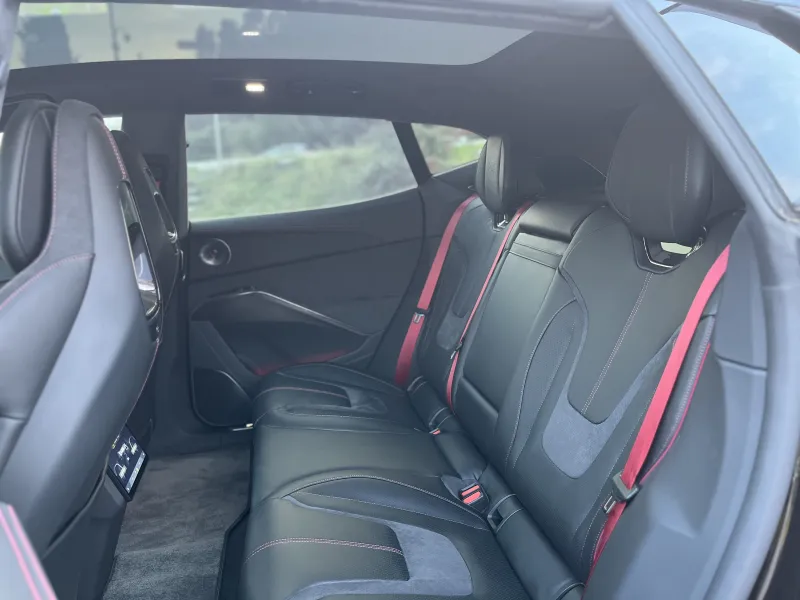 Image secondaire du véhicule 12