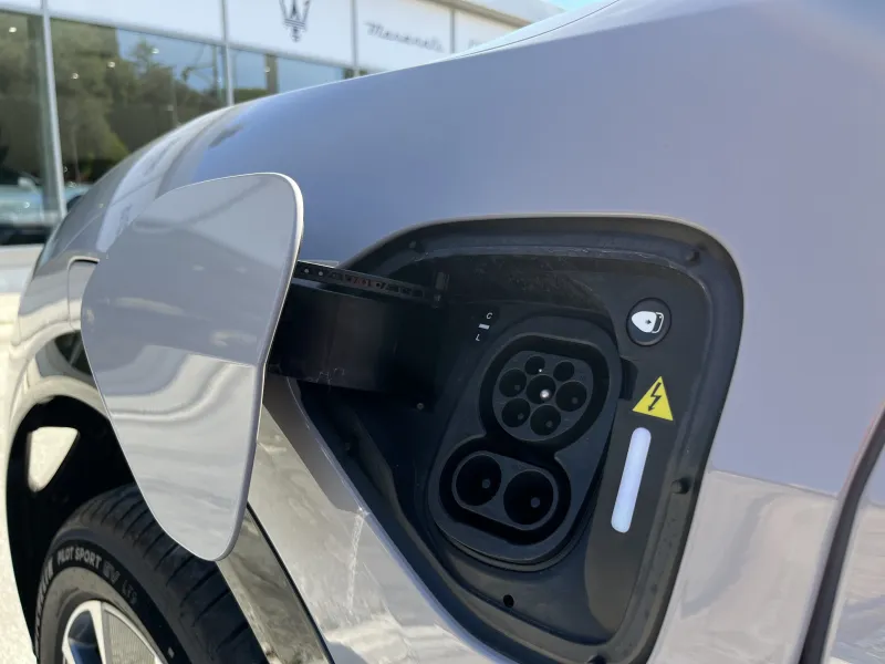 Image secondaire du véhicule 10