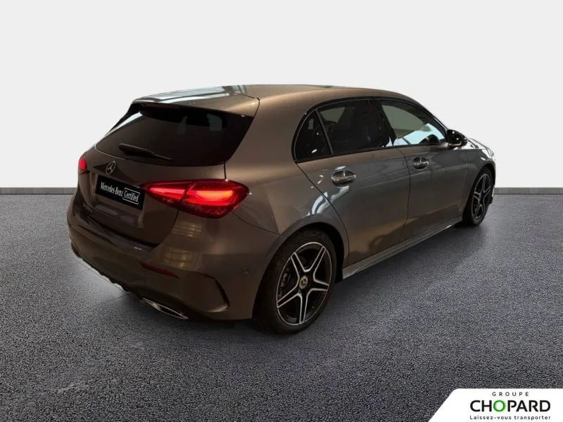 Image secondaire du véhicule 4