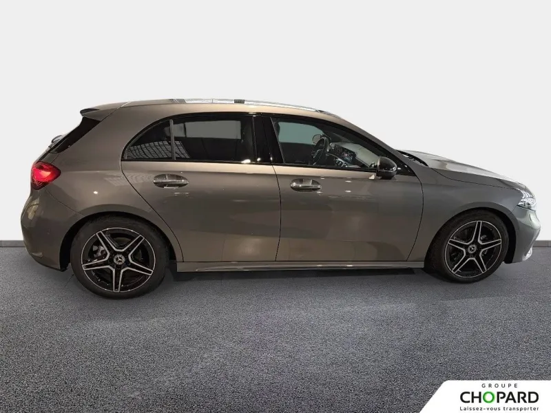 Image secondaire du véhicule 10