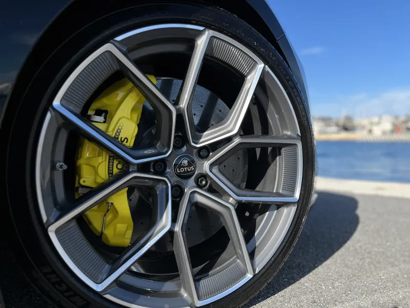 Image secondaire du véhicule 9