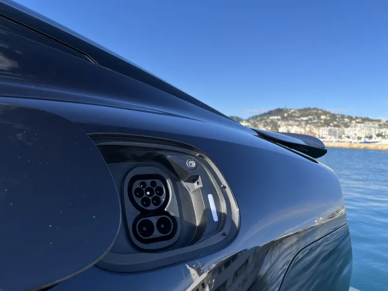 Image secondaire du véhicule 10