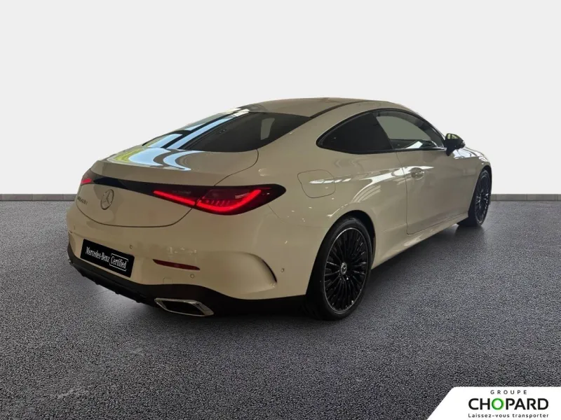 Image secondaire du véhicule 10