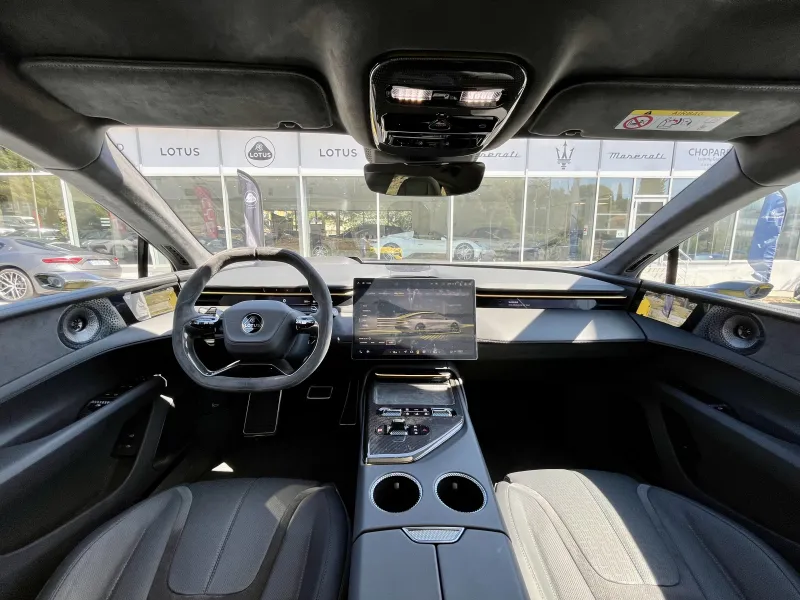 Image secondaire du véhicule 19