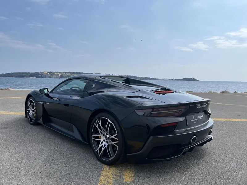 Image secondaire du véhicule 6