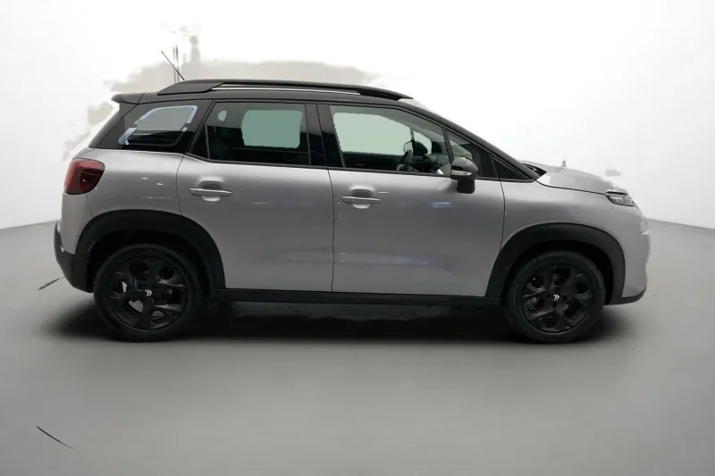 Image secondaire du véhicule 8