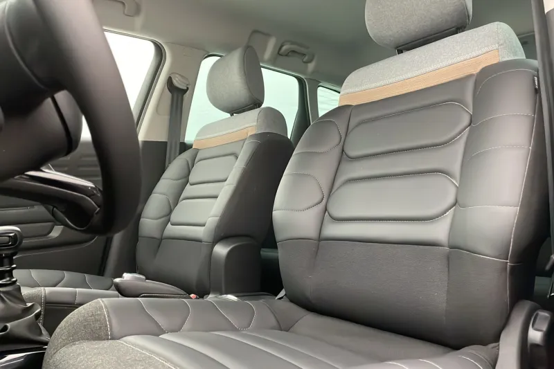 Image secondaire du véhicule 14