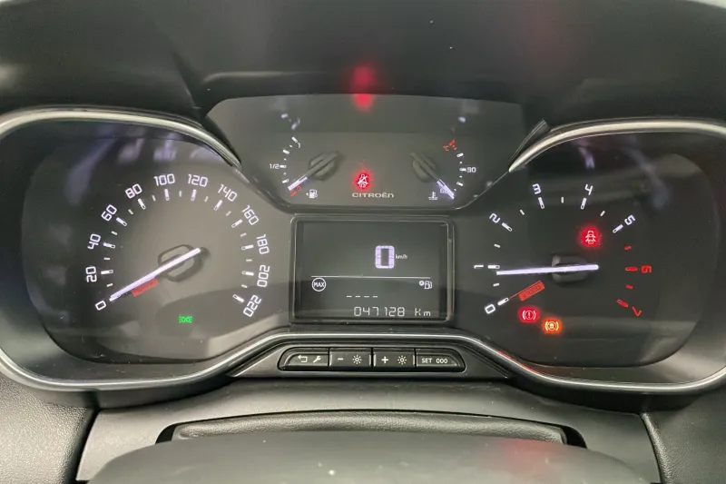 Image secondaire du véhicule 18