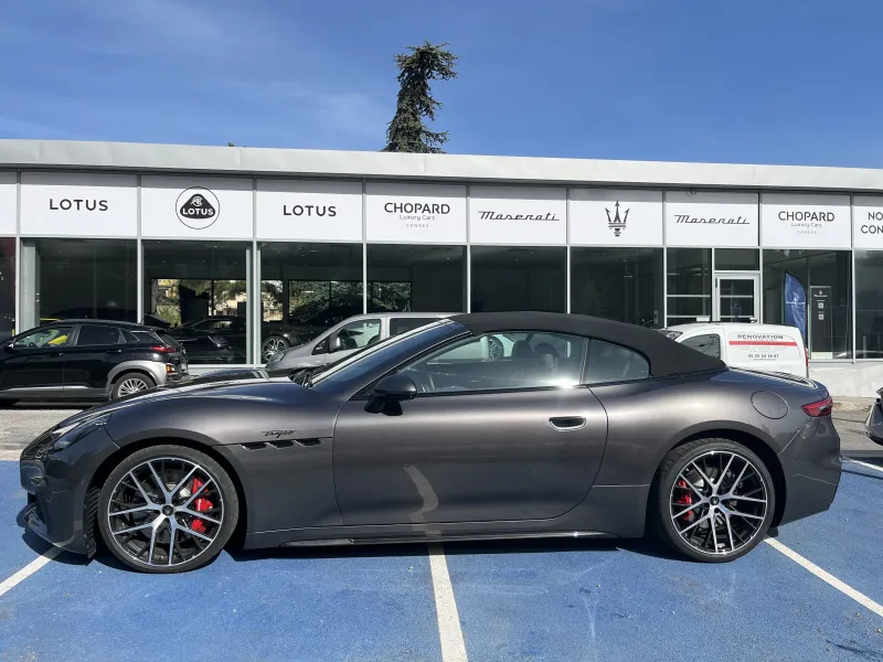 Image secondaire du véhicule 4