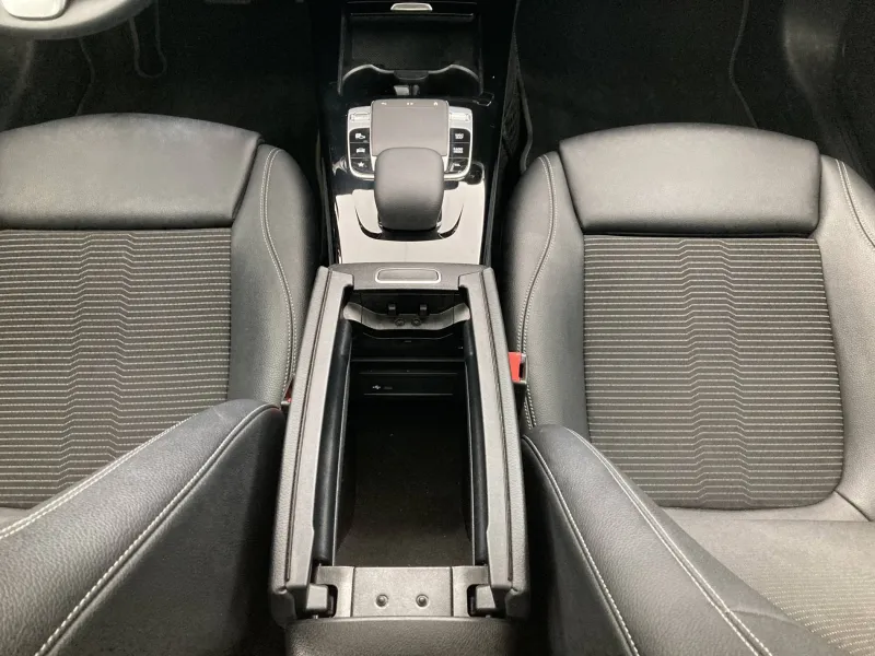 Image secondaire du véhicule 19