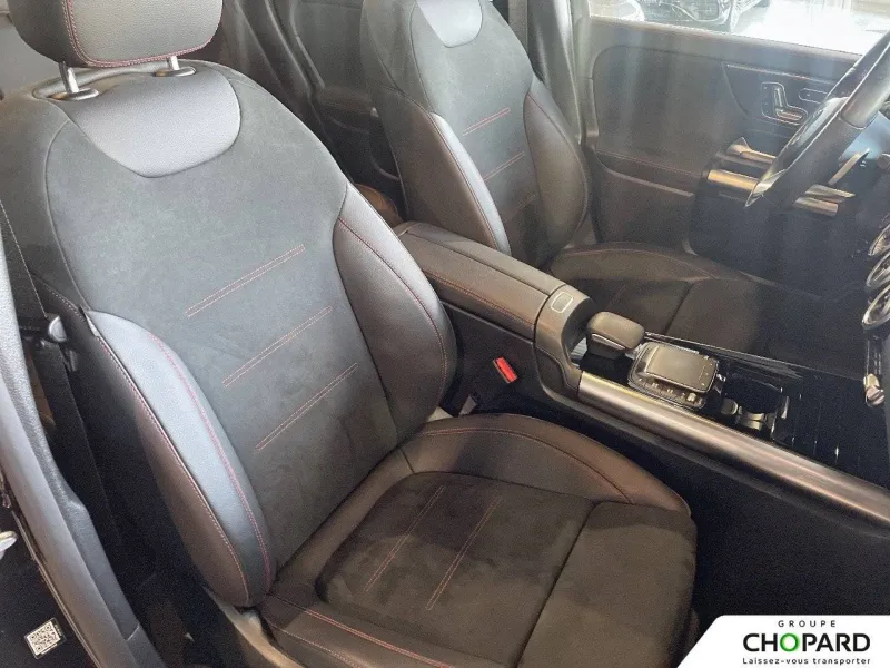 Image secondaire du véhicule 12