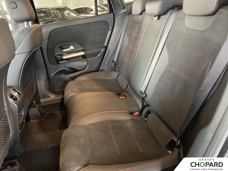 Image secondaire du véhicule 19