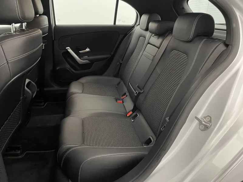 Image secondaire du véhicule 17