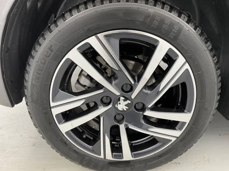 Image secondaire du véhicule 18