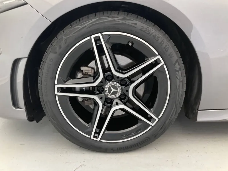 Image secondaire du véhicule 22