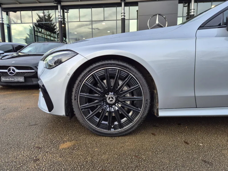 Image secondaire du véhicule 5