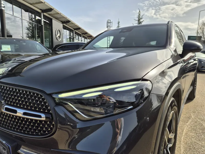 Image secondaire du véhicule 4