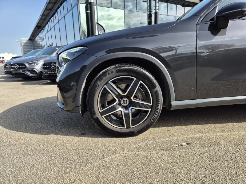 Image secondaire du véhicule 5