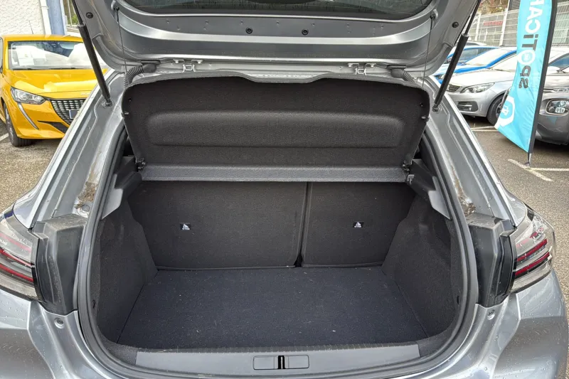 Image secondaire du véhicule 10