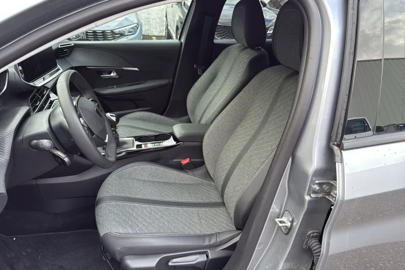 Image secondaire du véhicule 11