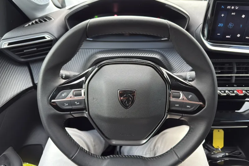 Image secondaire du véhicule 21