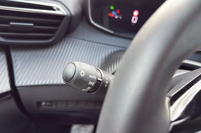 Image secondaire du véhicule 23