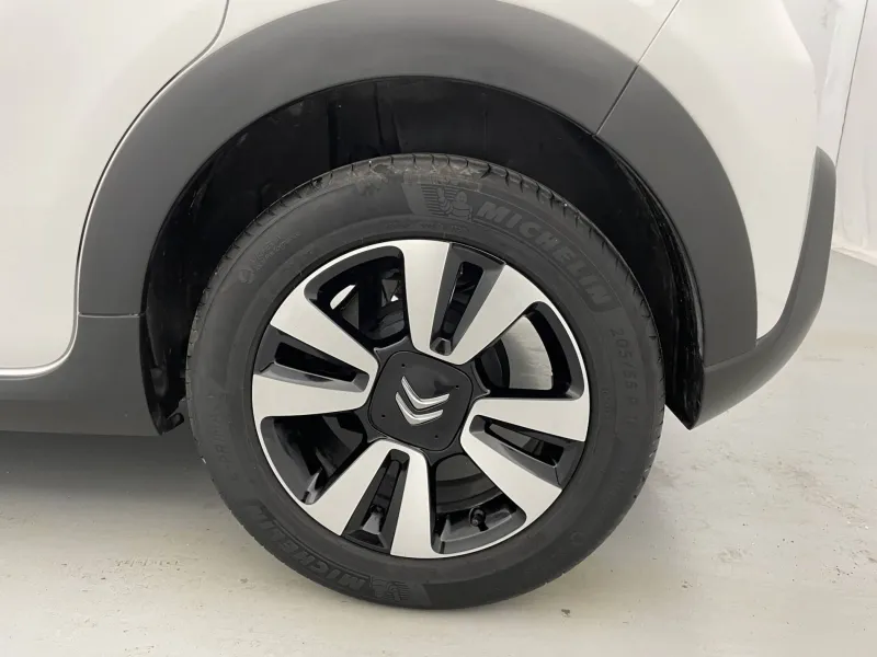 Image secondaire du véhicule 20