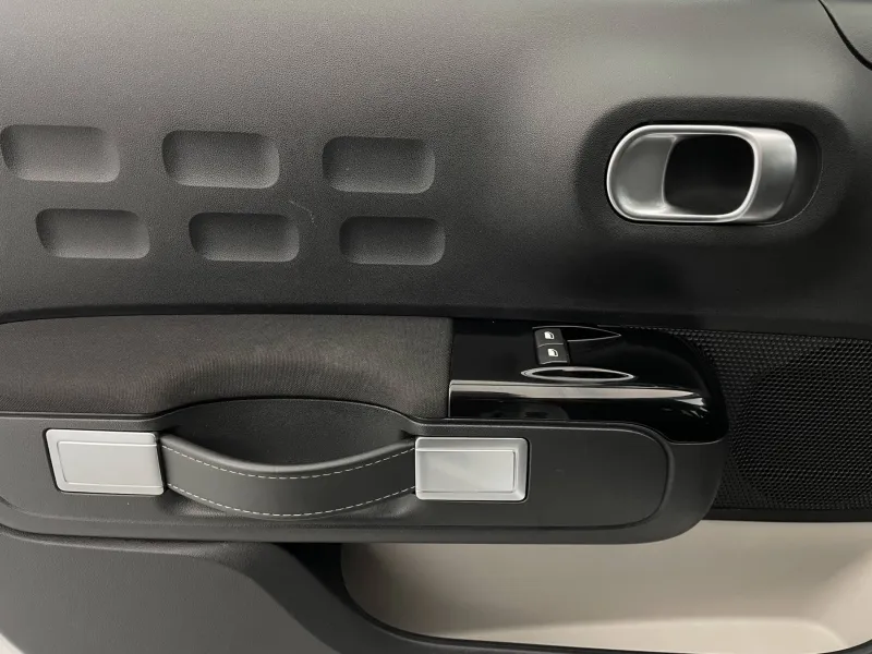 Image secondaire du véhicule 30