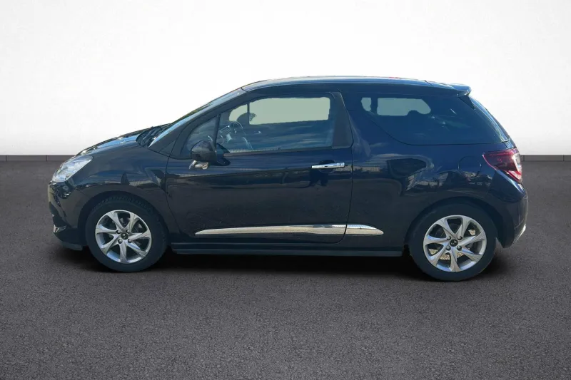 Image secondaire du véhicule 4