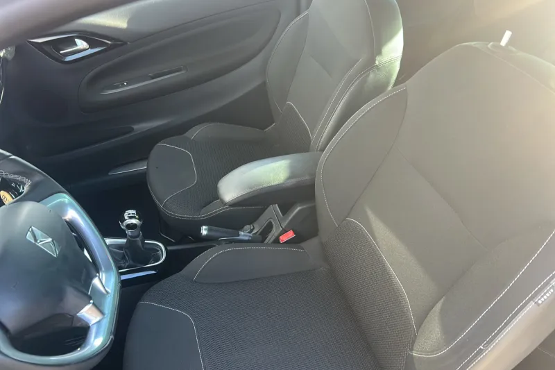 Image secondaire du véhicule 11