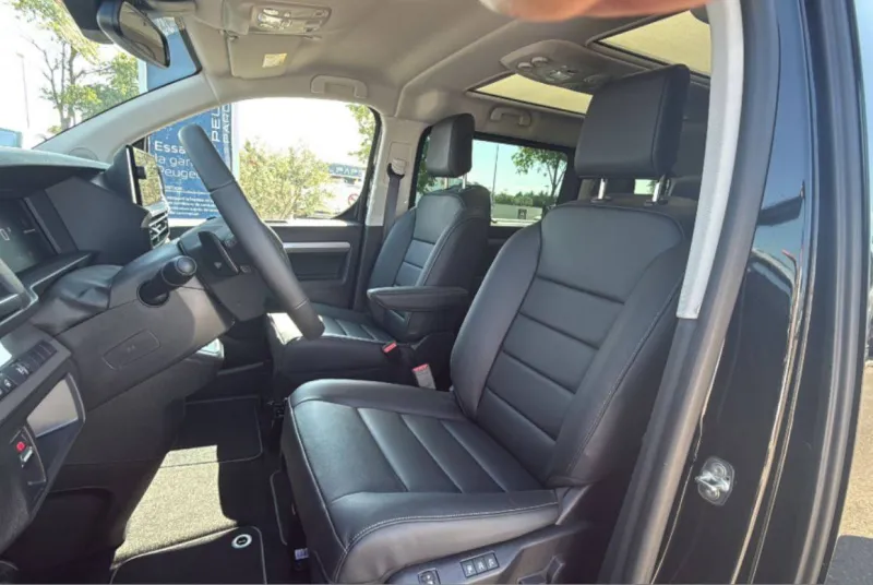 Image secondaire du véhicule 9