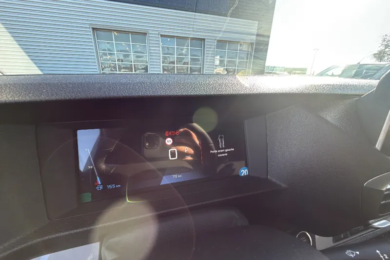 Image secondaire du véhicule 12