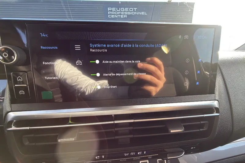 Image secondaire du véhicule 14