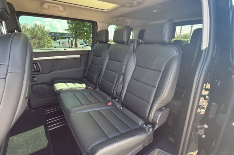 Image secondaire du véhicule 10