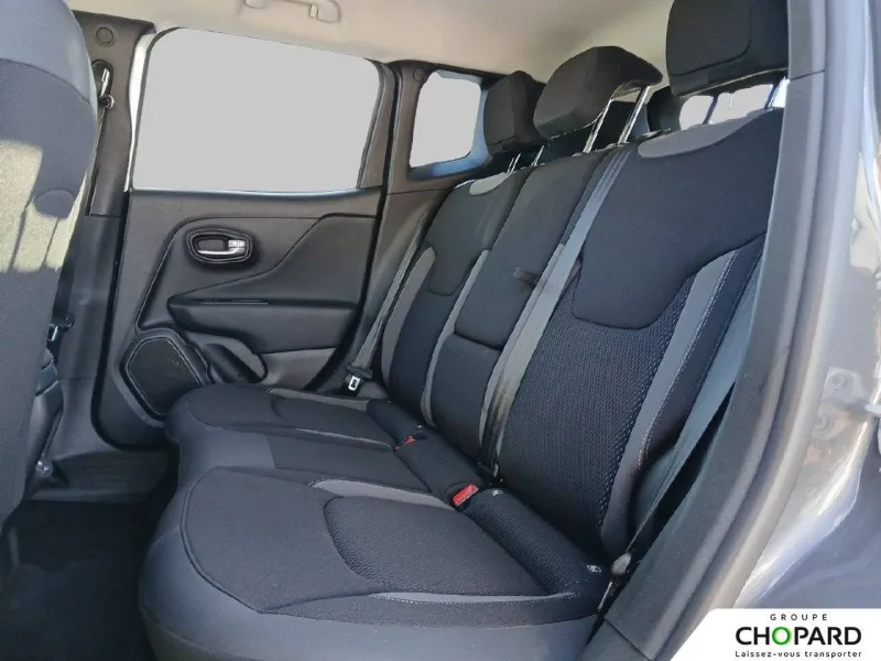 Image secondaire du véhicule 12