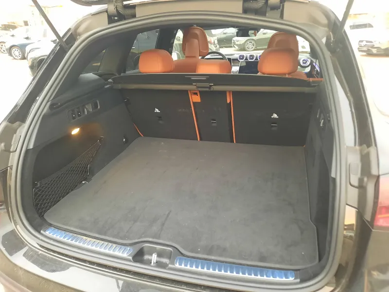 Image secondaire du véhicule 10