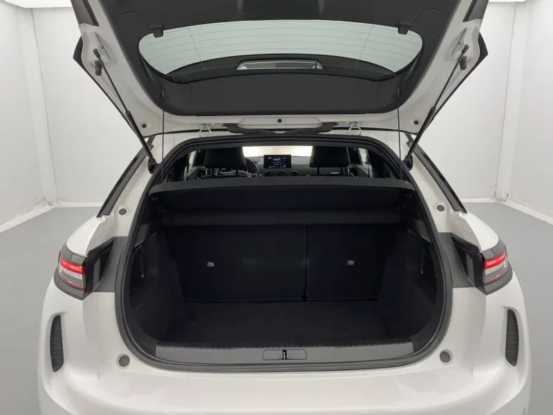 Image secondaire du véhicule 14