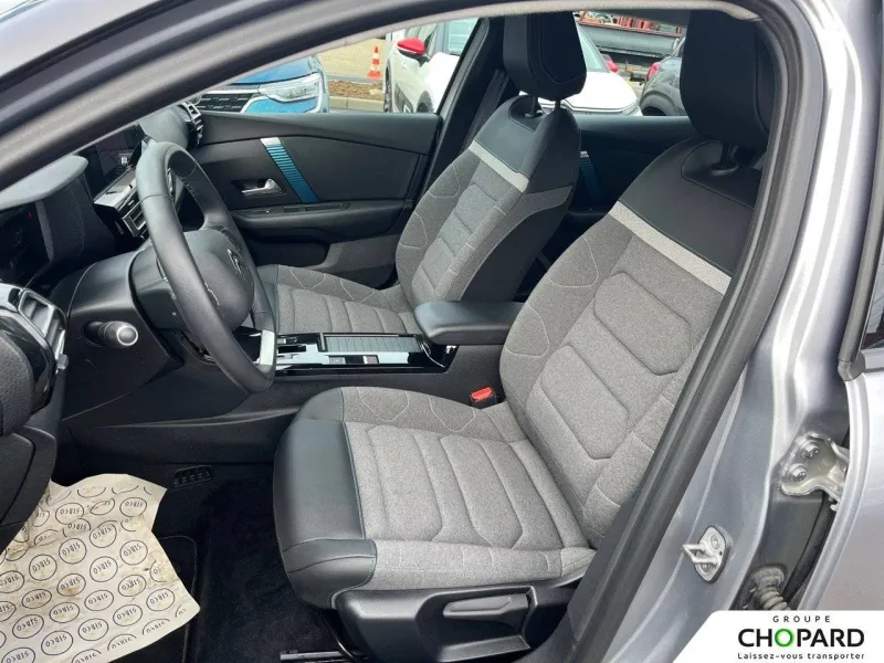 Image secondaire du véhicule 11