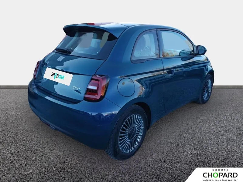 Image secondaire du véhicule 4