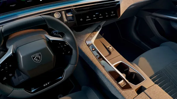 Peugeot 3008 2024 : console centrale
