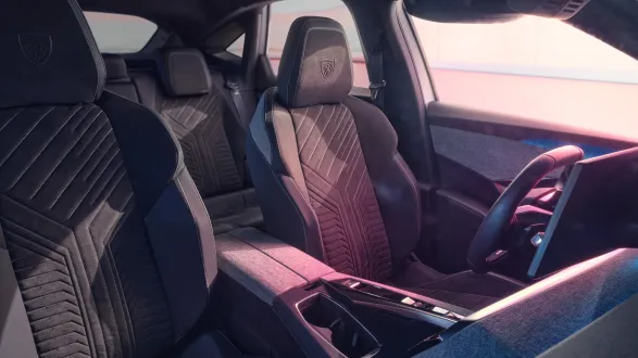 Peugeot 3008 2024 : sièges avant