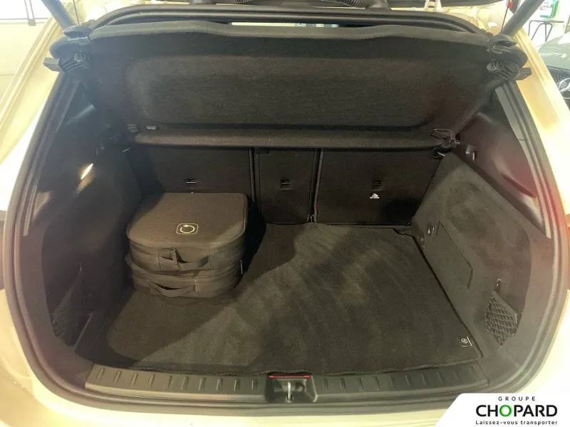 Image secondaire du véhicule 9