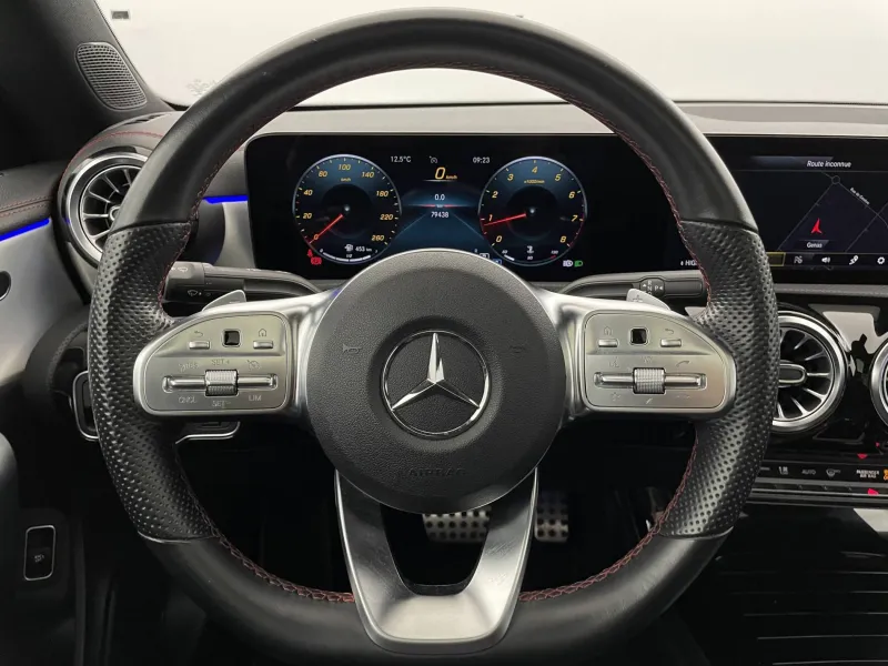 Image secondaire du véhicule 24