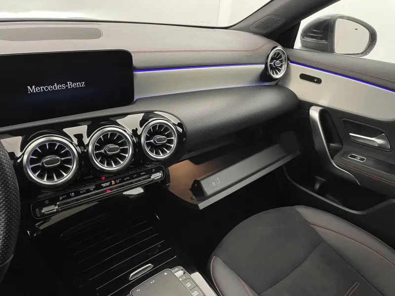 Image secondaire du véhicule 28