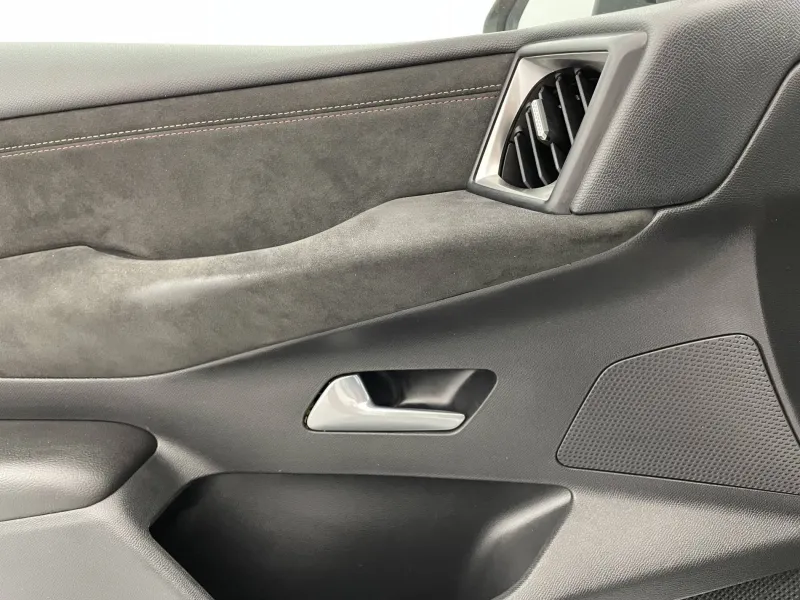 Image secondaire du véhicule 26