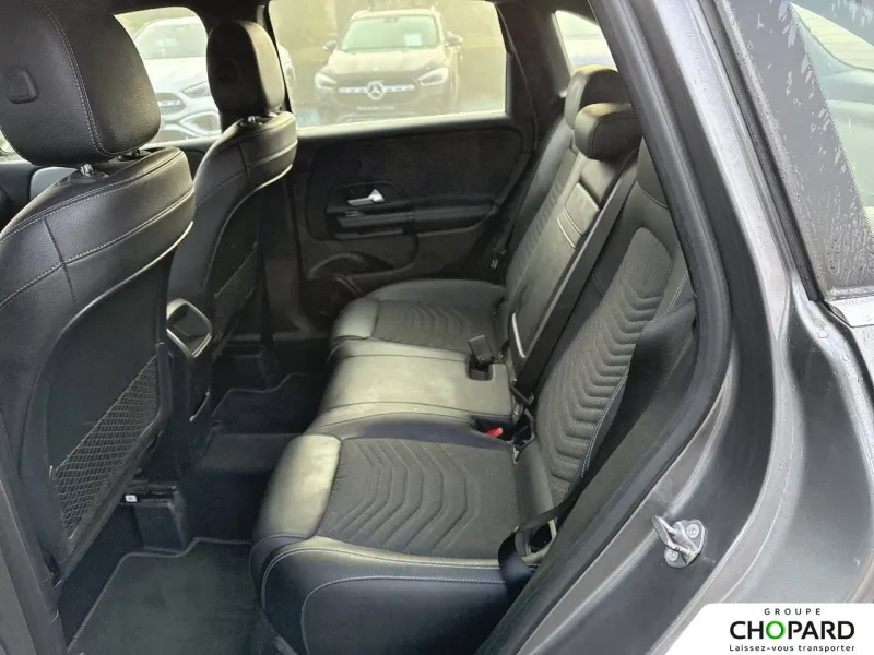 Image secondaire du véhicule 19