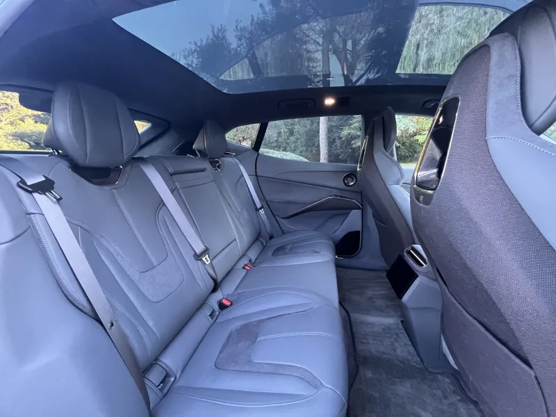 Image secondaire du véhicule 15