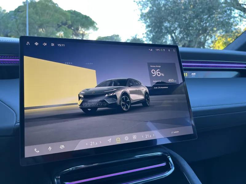 Image secondaire du véhicule 19